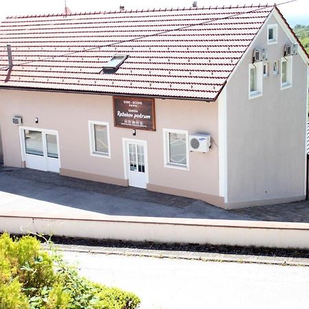Guesthouse Rezekov Podrum Jastrebarsko Ngoại thất bức ảnh