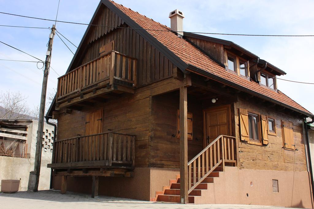 Guesthouse Rezekov Podrum Jastrebarsko Ngoại thất bức ảnh